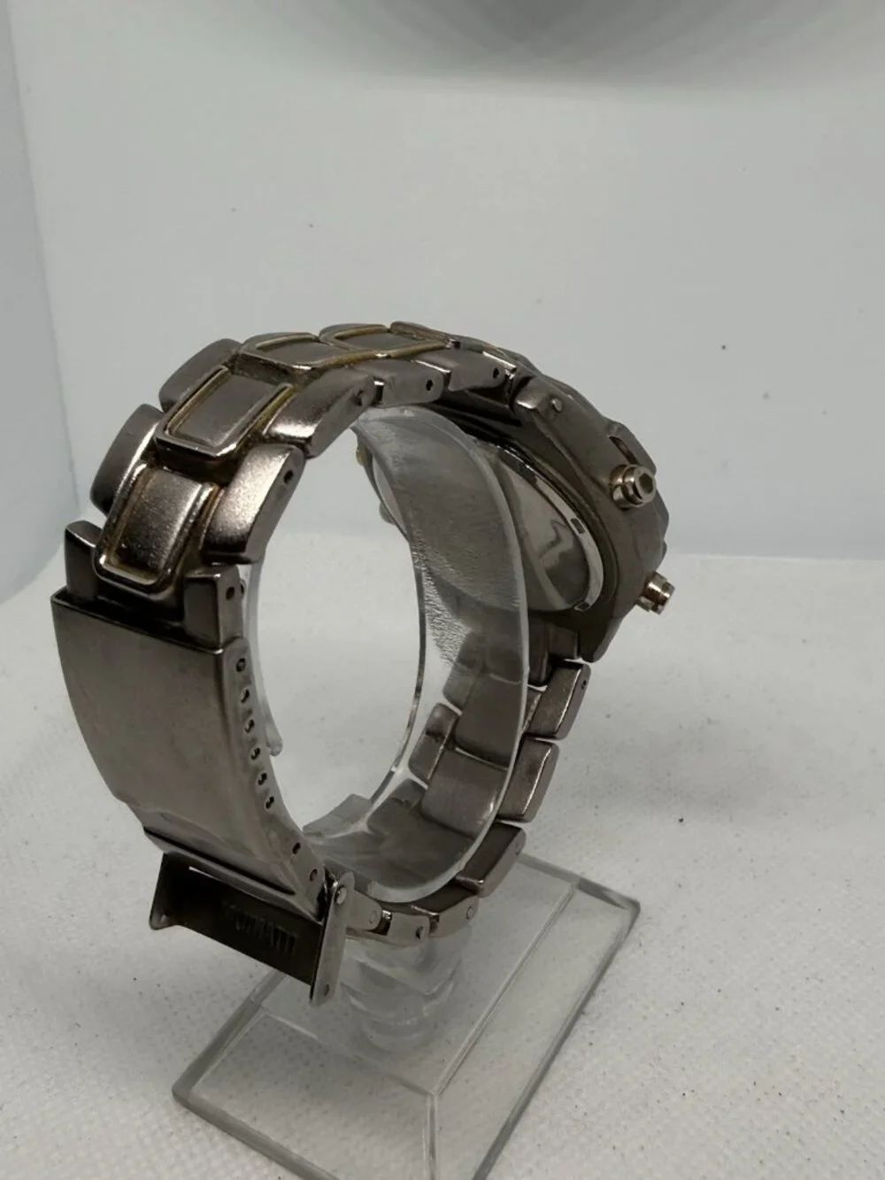 Universal Titanium Mens Two-Tone Chronograph Watch Grey Dial Gold Steel